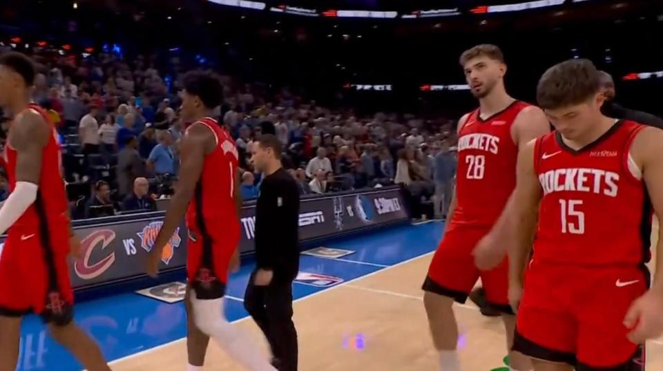 不是杜兰特！火箭“新一哥”正式崛起，35分5板5助完爆亚历山大！