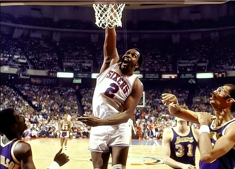 个篮板, 现是非常具, 早在高中时